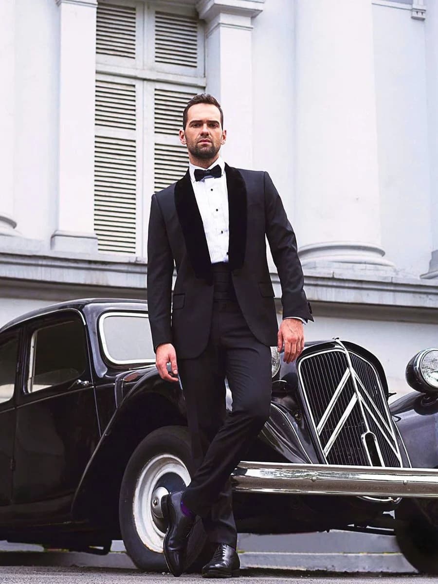 Tuxedo Đen Ve Nhung Cổ Điển