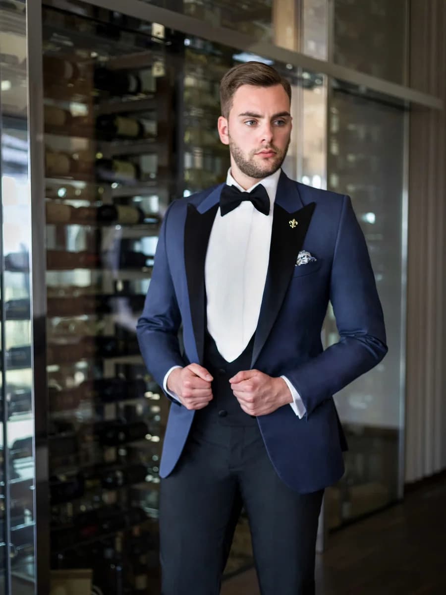 Tuxedo Navy Ba Mảnh Gi-lê Đen